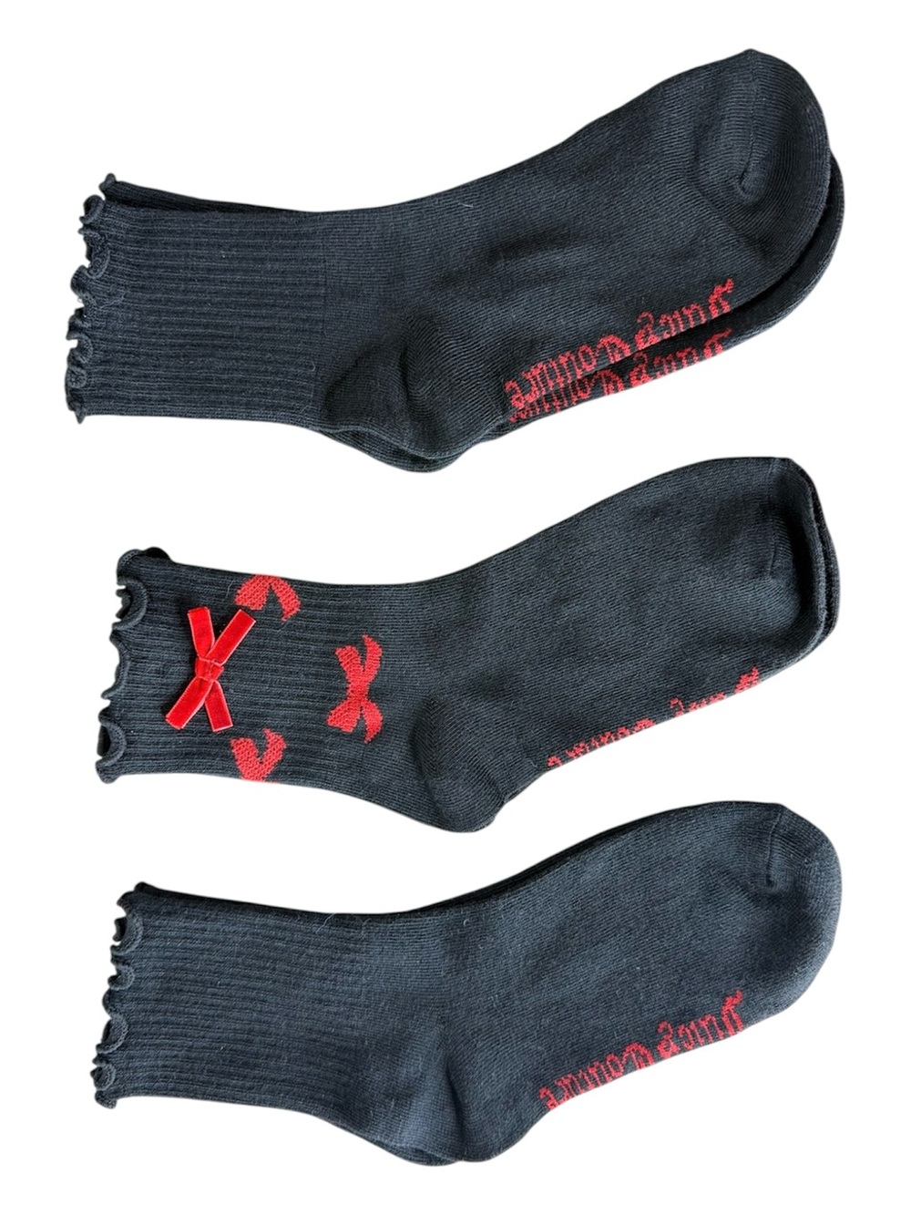 JUICY COUTURE New 3 Pack Socks Black and Red Bows Size 7-9